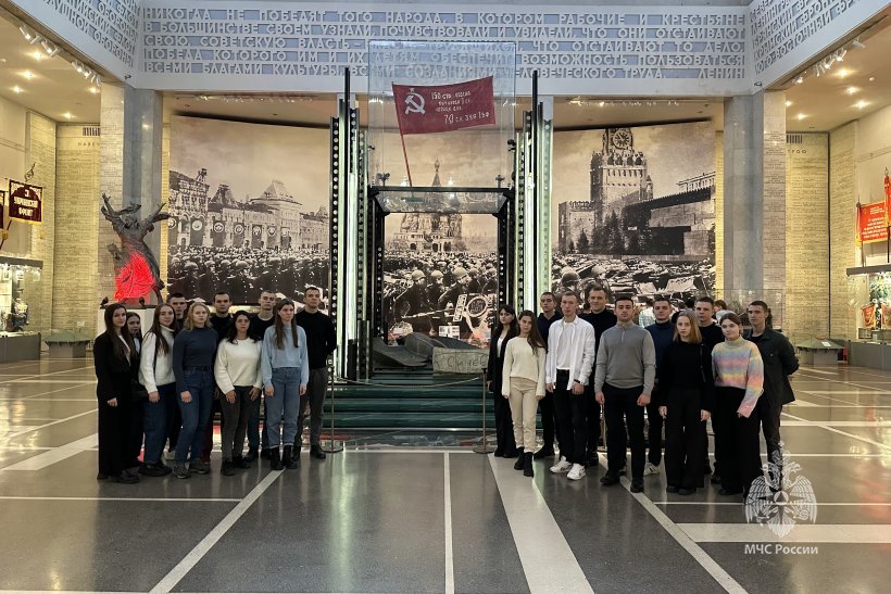 Поисковики Академии посетили предпремьерный показ фильма "Часы для Веры"