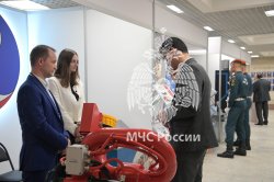 В Академии обсудили ключевые угрозы нефтегазового сектора