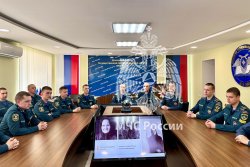 Правнучка маршала Жукова встретилась с обучающимся вузов МЧС России 