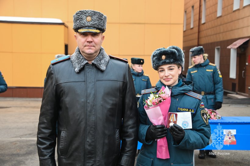 На плацу вуза состоялся общеакадемический развод