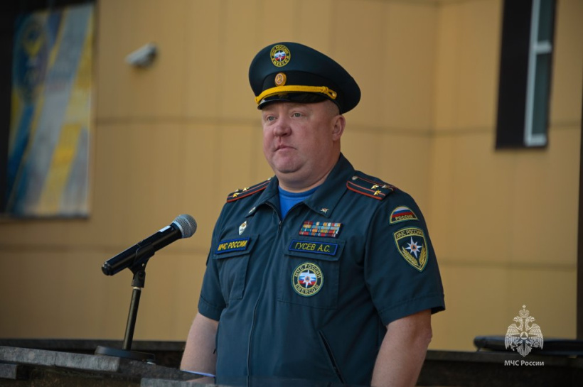 Личный состав Академии проводил поисковый отряд вуза на осеннюю Вахту Памяти