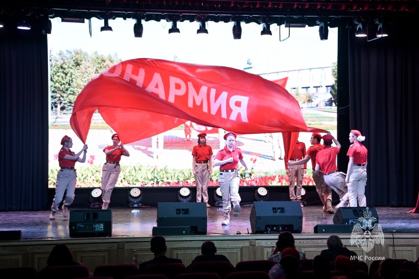 В Академии состоялось открытие VII Фестиваля кадетских классов и школ имени Героя России Евгения Николаевича Чернышёва