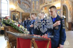 Личный состав Академии принял участие в торжественном молебне к праздникам российских пожарных