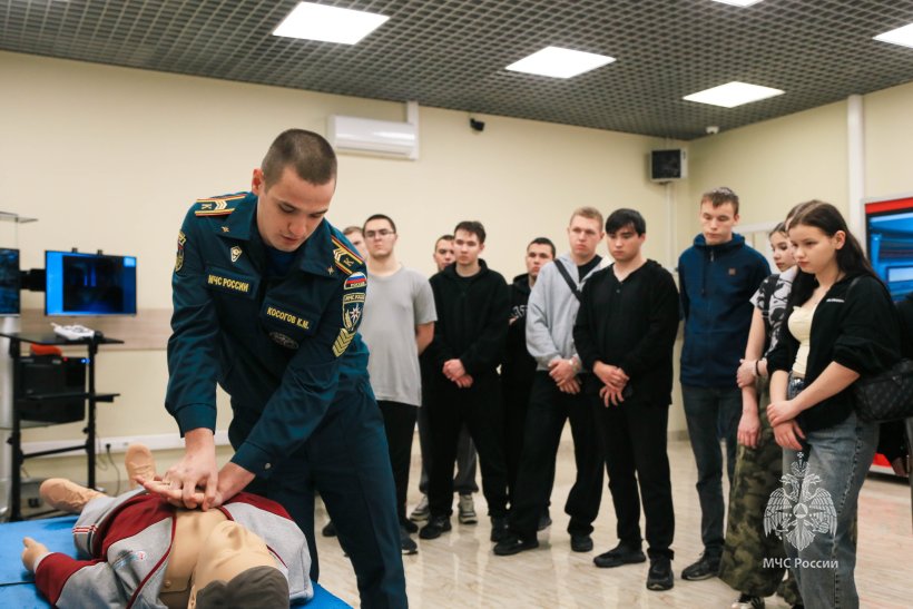  Академию посетили студенты Колледжа государственной и муниципальной службы