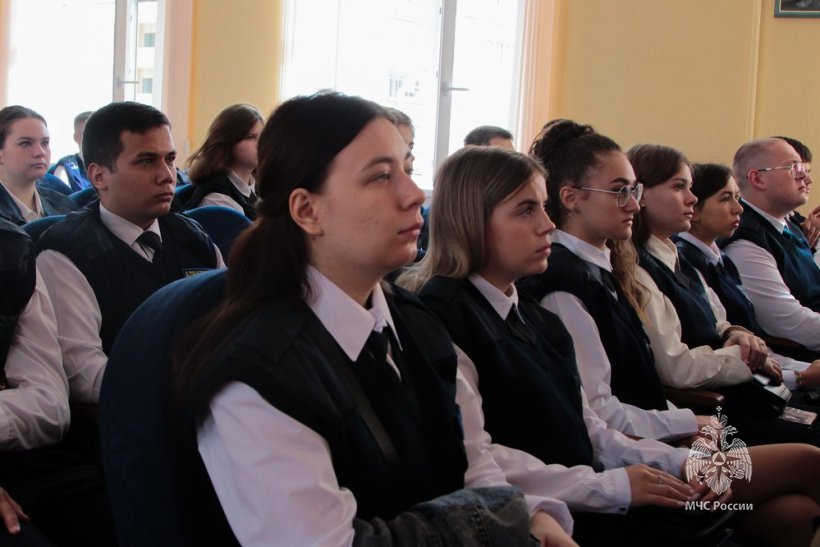 Состоялось организационное собрание для студентов-первокурсников Института управления и комплексной безопасности и их родителей