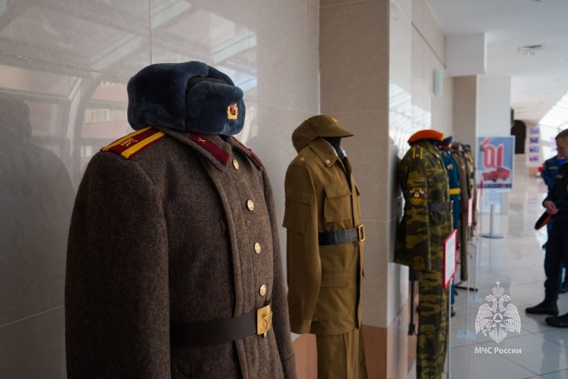 В Академии открыли новую экспозицию «Сквозь огонь и годы»