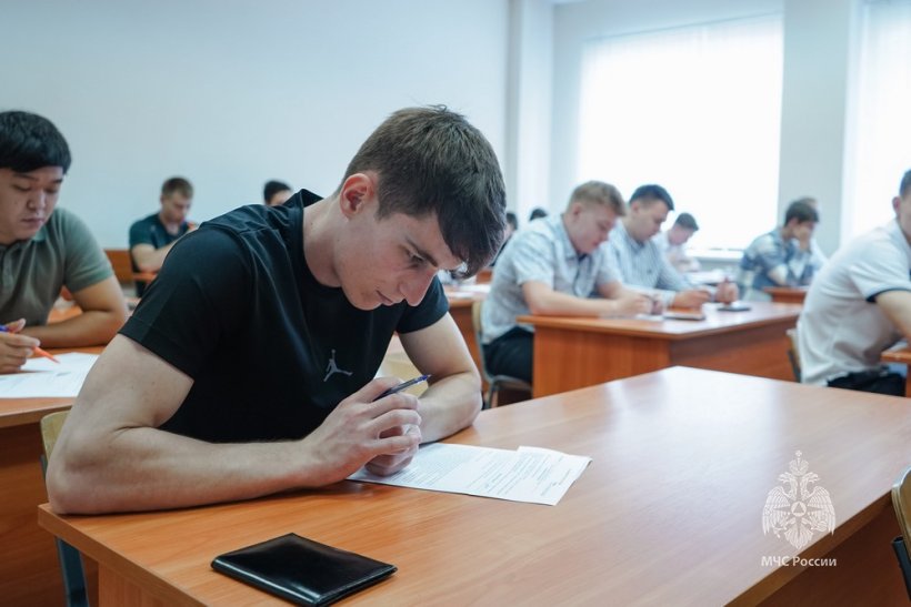 В Академии продолжаются абитуриентские сборы