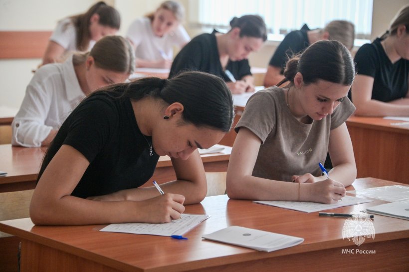 Абитуриенты Академии прошли медицинское обследование и профессиональный психологический отбор 