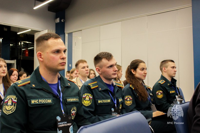 «Нейрослед» взят: курсанты Академии одержали победу в межвузовском хакатоне