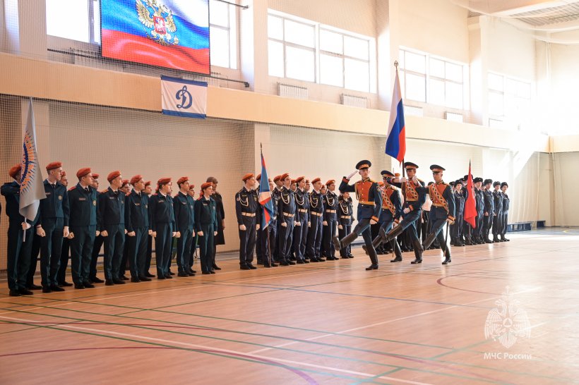 В Академии состоялось открытие VII Фестиваля кадетских классов и школ имени Героя России Евгения Николаевича Чернышёва