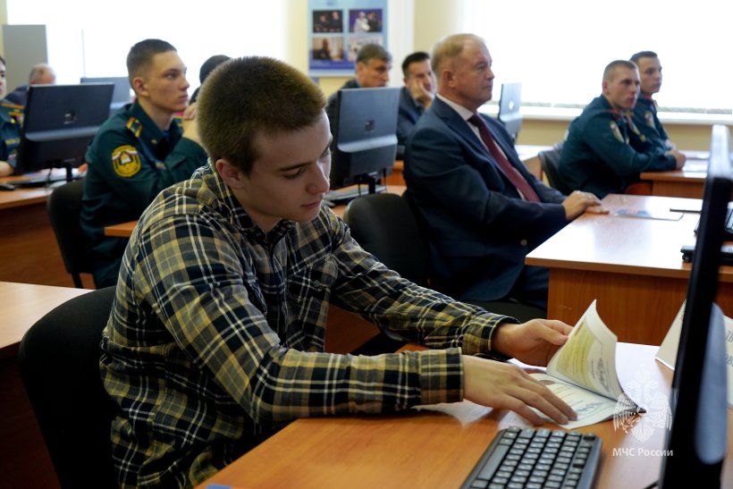 В Академии открыли именную аудиторию в память о Гаязе Харисовиче Харисове 