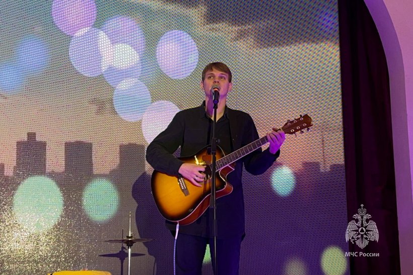 Сотрудники и курсанты Академии выступили в военном госпитале имени А.А. Вишневского