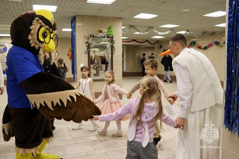 В Академии прошел новогодний праздник для детей