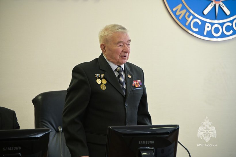 В Академии состоялся выпуск адъюнктов заочной формы обучения