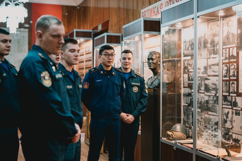 Курсанты Академии посетили Музей пожарной охраны Москвы