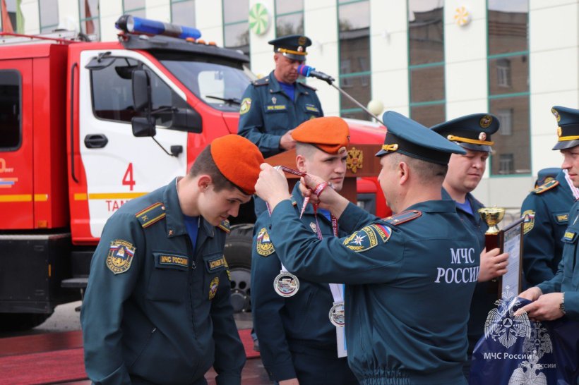 Будущее МЧС России в надежных руках