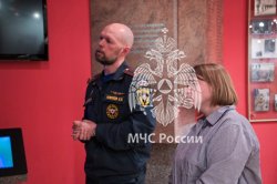 Правнучка маршала Жукова встретилась с обучающимся вузов МЧС России 