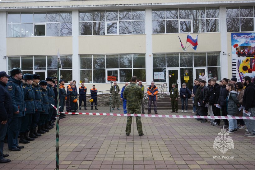 В Геленджике прошли учения по ликвидации последствий землетрясения