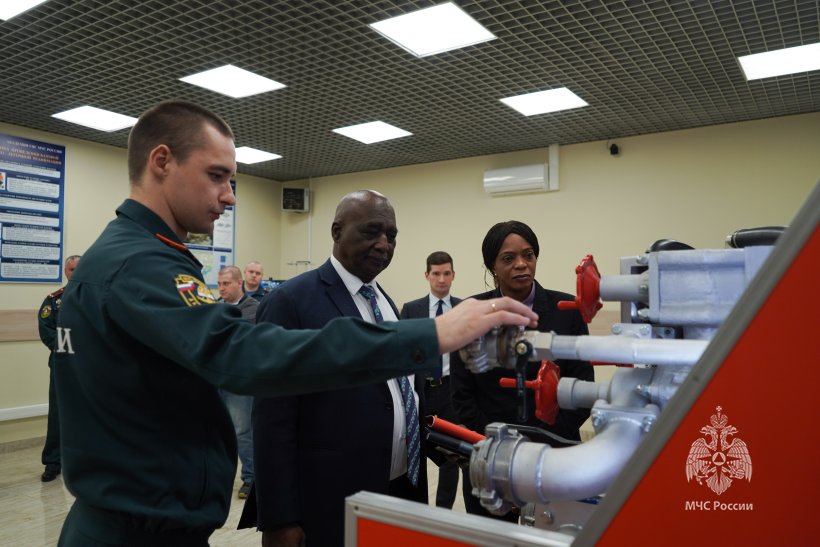 В Академии обсудили вопросы обучения представителей Центральноафриканской Республики