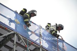 В Апаринках наградили победителей 1-ого международного гран-при профессионального мастерства пожарных и спасателей