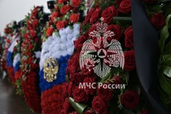 Личный состав МЧС России простился с Алексеем Федосеевым 