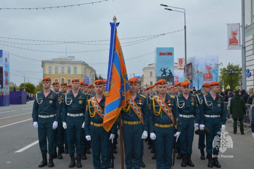 Парадные расчеты Академии приняли участие в Парадах Победы