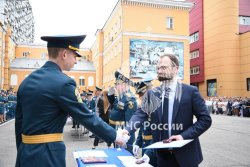 В Академии ГПС МЧС России состоялся выпуск молодых специалистов