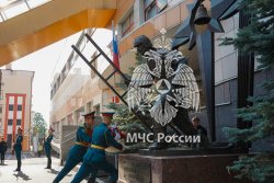  В Академии прошла торжественная линейка, посвященная Дню знаний   