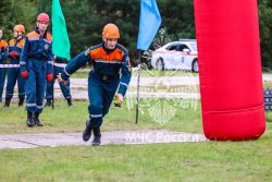 В МЧС России впервые стартовали соревнования по спасательному спорту