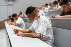 В Академии продолжаются вступительные испытания для абитуриентов, поступающих на базе среднего профессионального образования