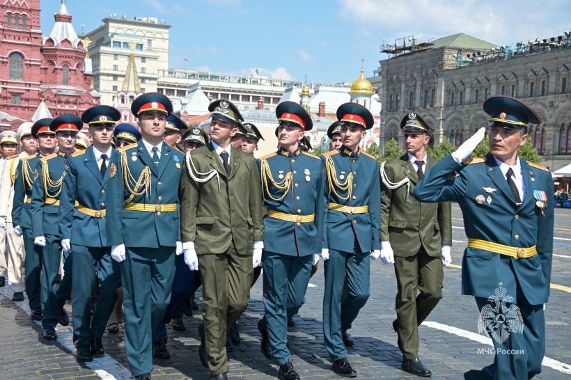 На Красной площади состоялся выпуск молодых специалистов
