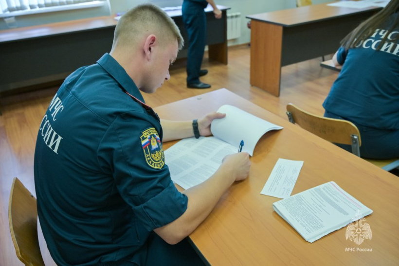 В Академии завершились вступительные испытания для слушателей Института подготовки руководящих кадров 