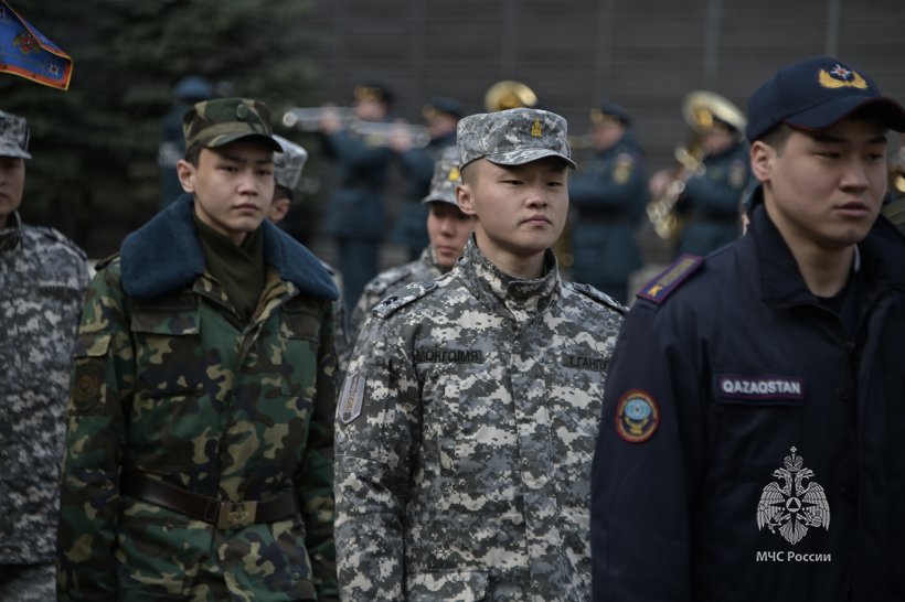 На плацу вуза состоялся общеакадемический развод