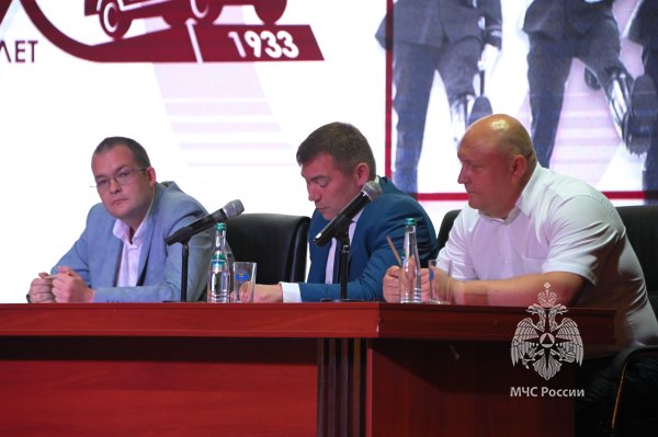 Честность и законность: В Академии обсудили меры по противодействию коррупции и укреплению правопорядка