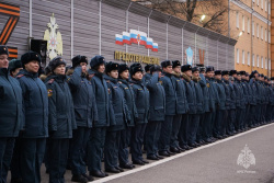 На плацу состоялось ежемесячное построение постоянного и переменного состава Академии