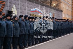 На плацу состоялось ежемесячное построение постоянного и переменного состава Академии