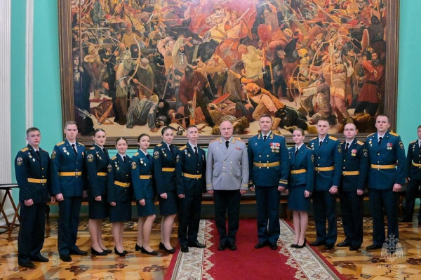 В Кремле с Владимиром Путиным встретились лучшие выпускники Академии