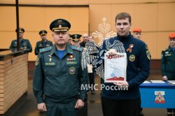 На плацу Академии состоялось построение постоянного и переменного состава
