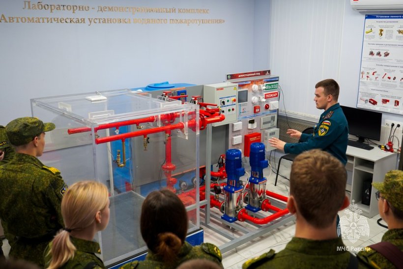 Академию посетили кадеты московских школ