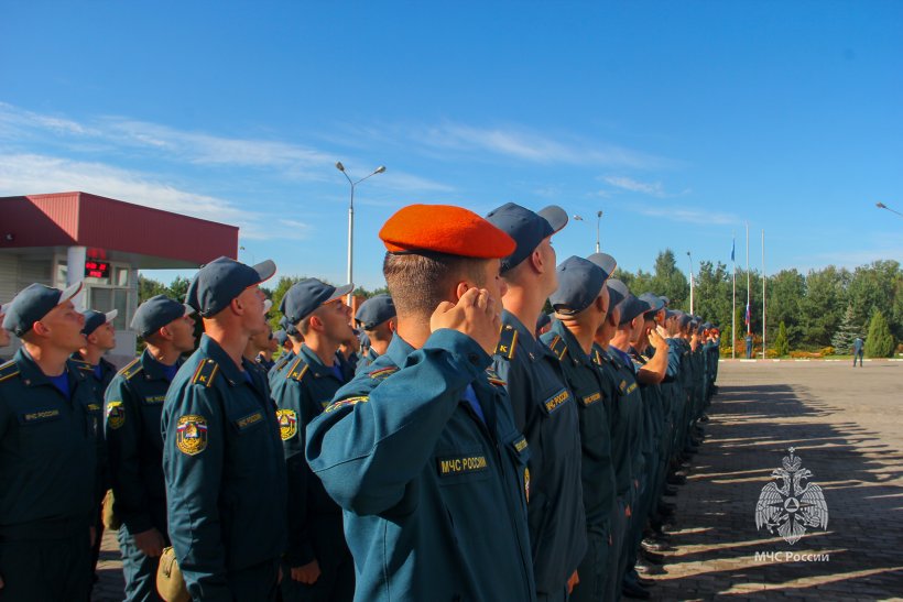 Под флагом единой страны