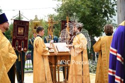 Архиепископ Егорьевский Матфей совершил молебен на месте основания храма при Академии