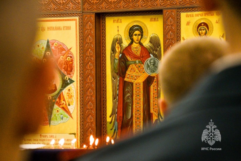 В храме великомученика Георгия Победоносца при Академии прошла рождественская литургия