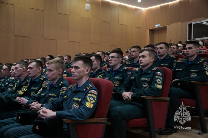 В Академии ГПС МЧС России прошел Урок мужества