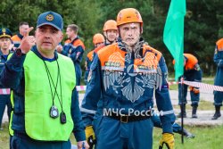 В МЧС России впервые стартовали соревнования по спасательному спорту