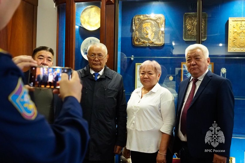 Делегация иностранных граждан посетила Академию ГПС МЧС России