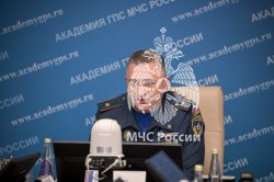 Заместитель главы МЧС России Вячеслав Бутко встретился со слушателями Академии