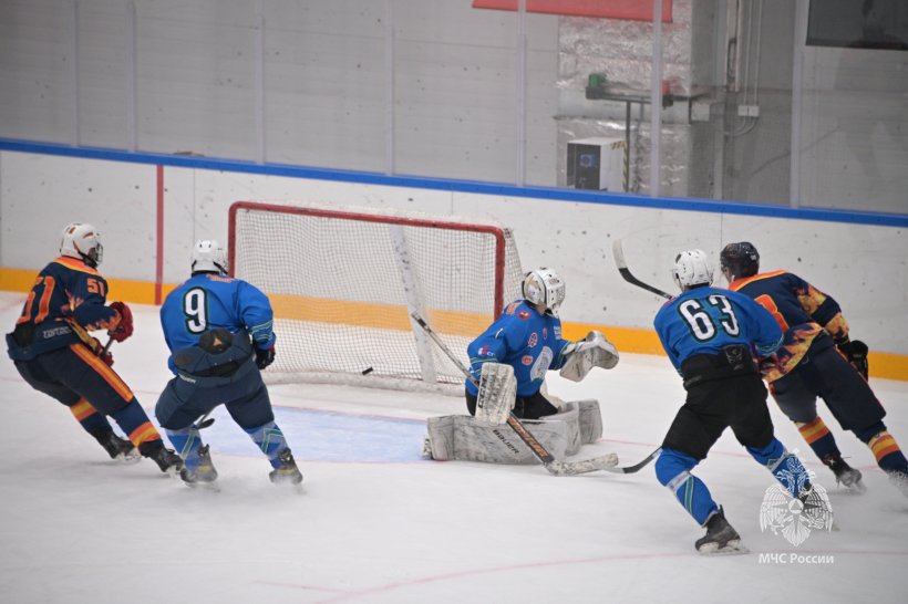 Команда Академии прошла в третий тур Чемпионата Студенческой хоккейной лиги Москвы и Московской области