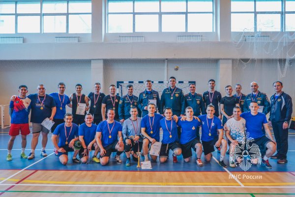  Завершились соревнования по мини-футболу в рамках Спартакиады Академии