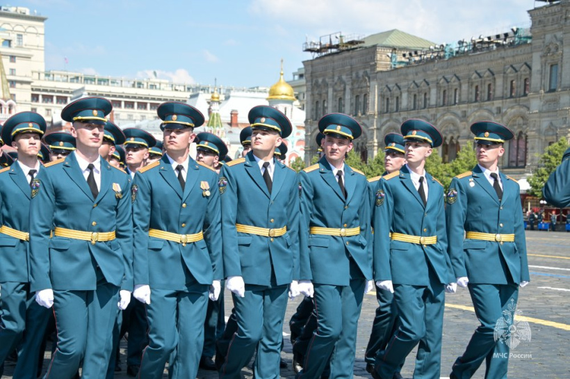 На Красной площади состоялся выпуск молодых специалистов