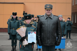 На плацу состоялось ежемесячное построение постоянного и переменного состава Академии